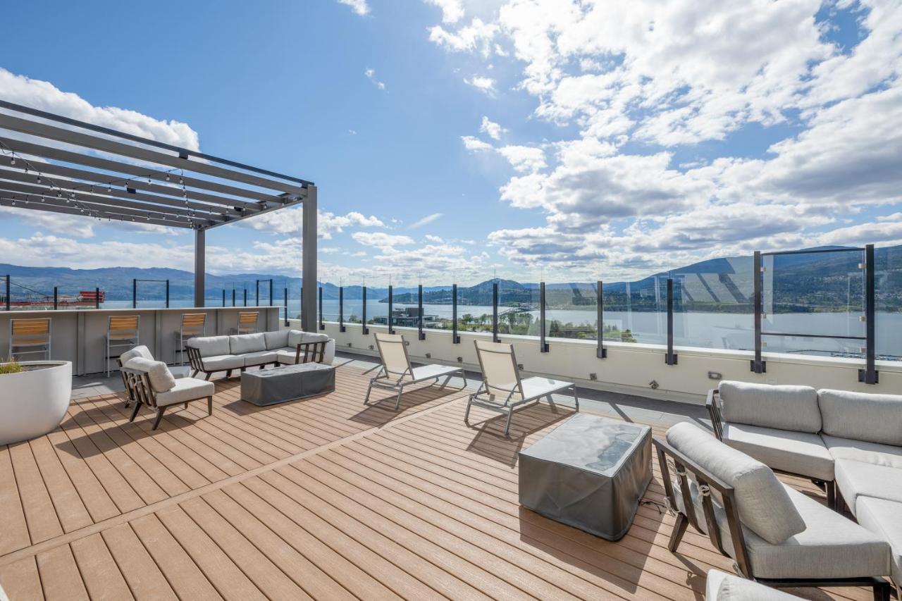 Brand New Luxury Downtown Near The Beach #13 Kelowna Exterior photo